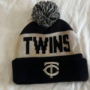 Black and White Minnesota Twins Beanie